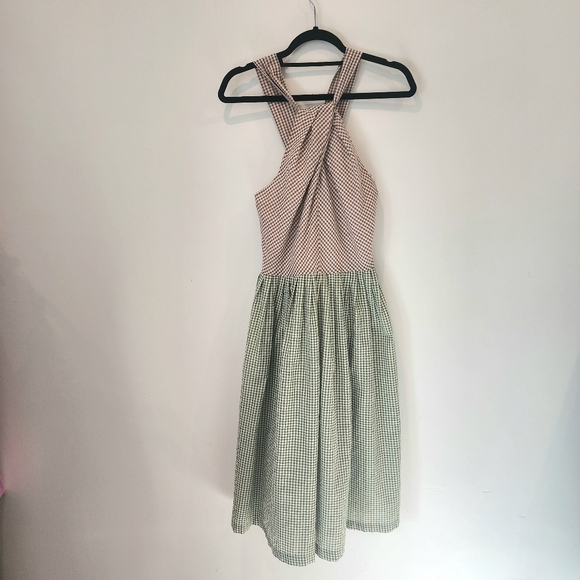 Gal Meets Glam Gingham Colorblock X-Back Pleated Halter Dress - Picture 5 of 11